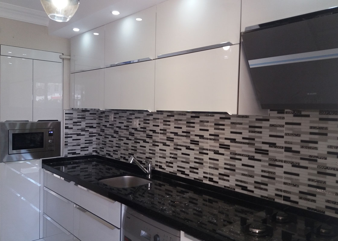 Akrilik Mutfak Dolabı